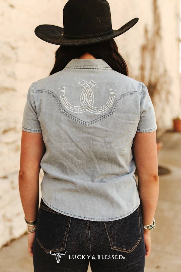 Light Wash Stretch Denim Pearl Snap Horse Shoe Top Secondary image